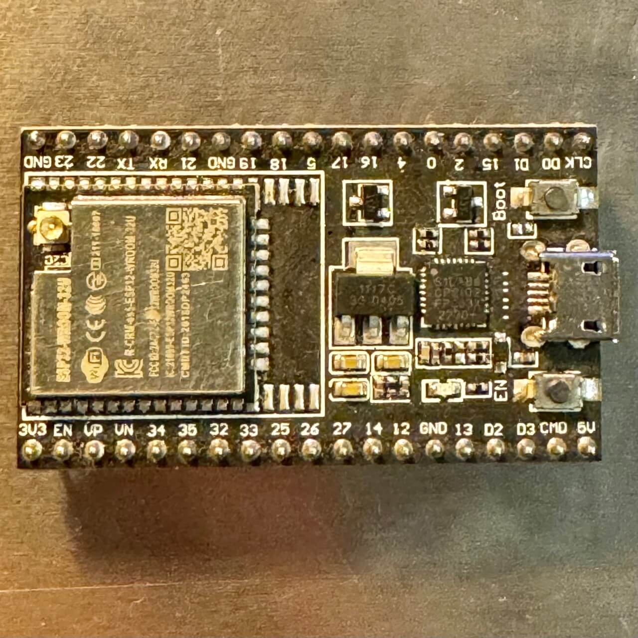 ESP32-WROOM-C3