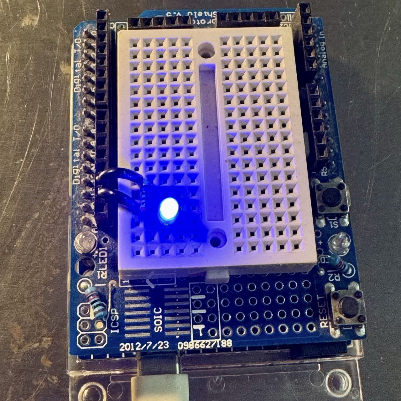 Arduino Minima R4 LED Blinking